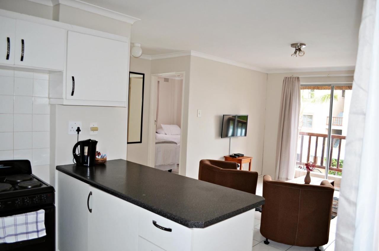 Broadway Self Catering Apartments Дърбанвил Екстериор снимка